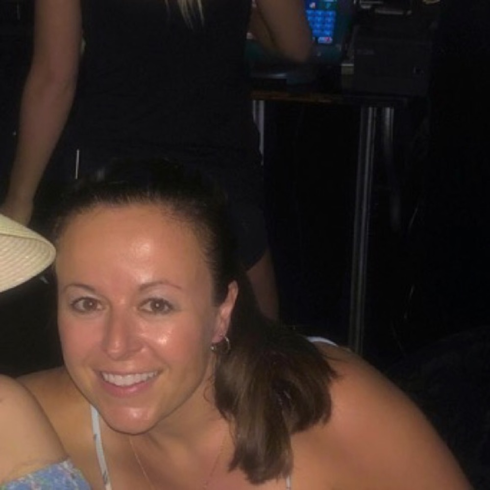 Meet your Posher, Nicole